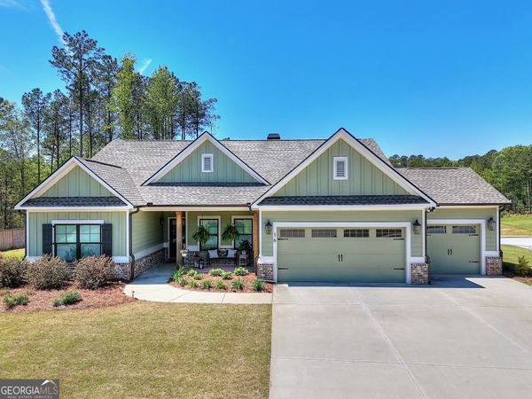 16 Boxwood Court, Monroe, GA 30655