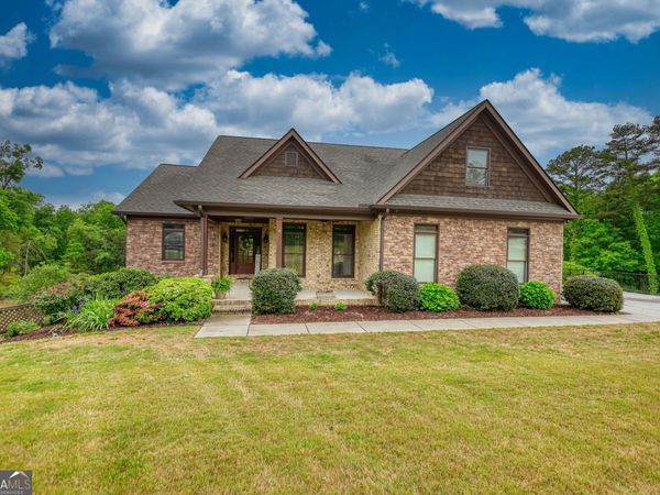 2133 Braswell Lane, Loganville, GA 30052