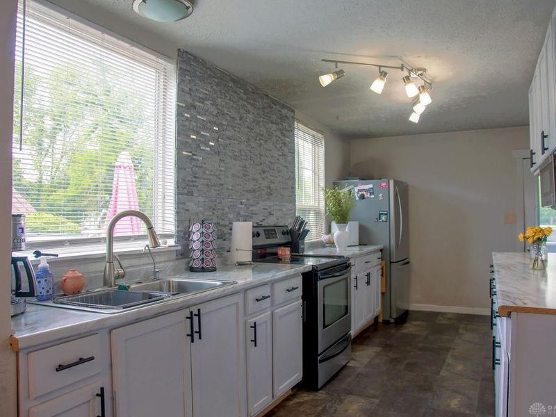 2012 Infirmary Road, Dayton, OH 45417 Photo 10