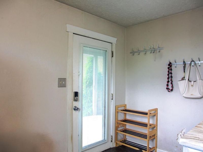 2012 Infirmary Road, Dayton, OH 45417 Photo 7