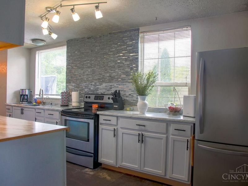 2012 Infirmary Road, Dayton, OH 45417 Photo 8