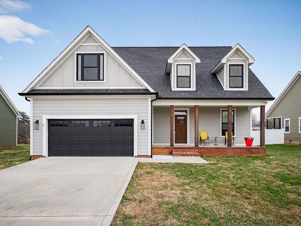 2545 Bowser Rd , Cookeville, TN 38506