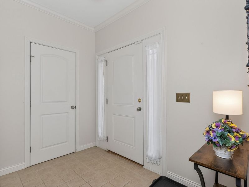 1861 Quarry Oaks Drive, Florence, KY 41042 Photo 10
