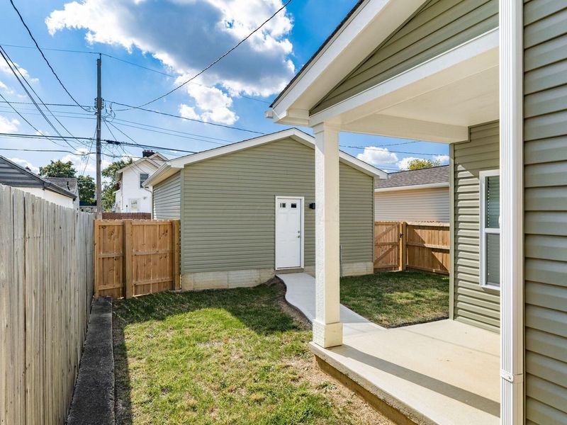 609 Frebis Avenue , Columbus, OH 43206 Photo 8
