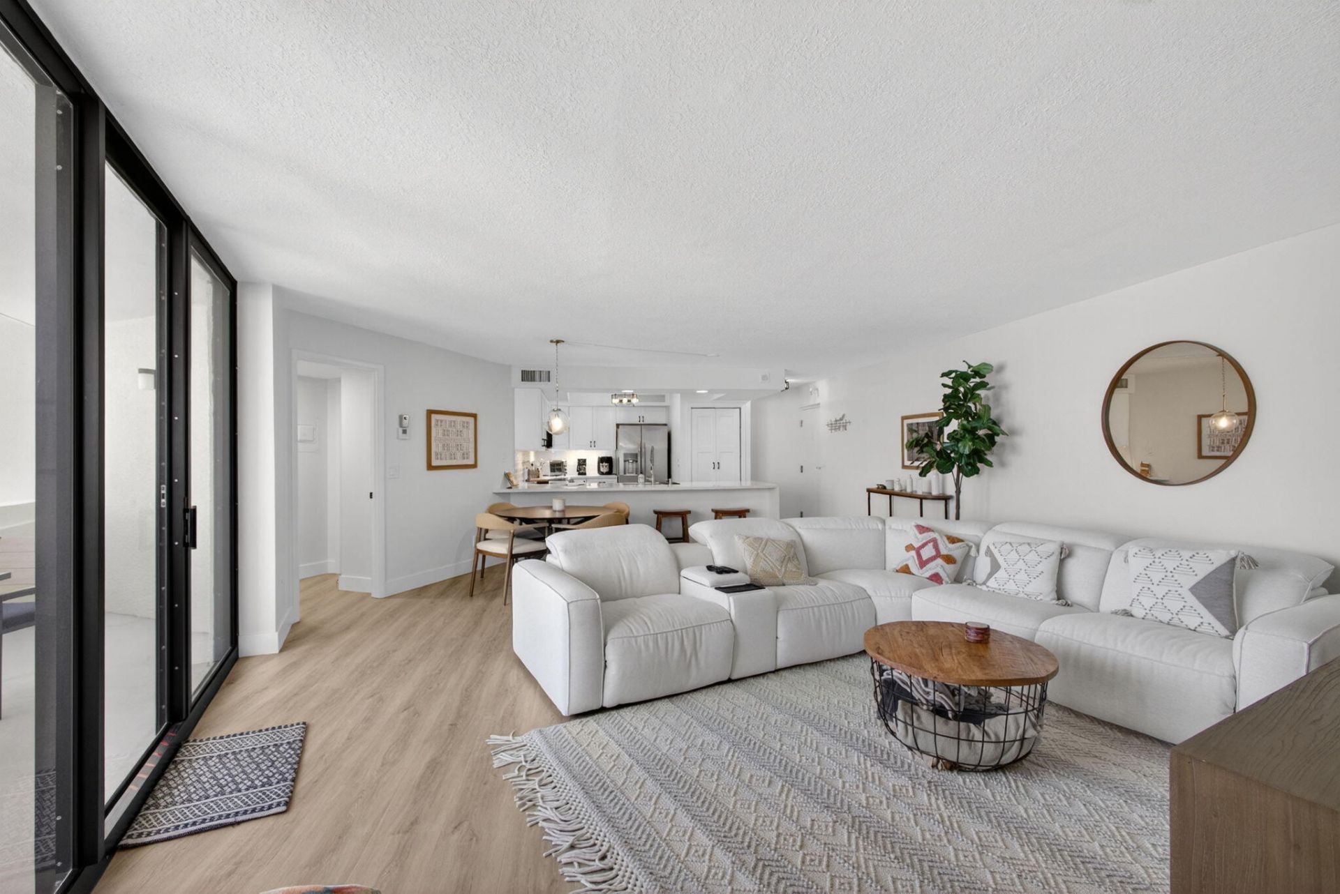 2800 N Ocean Drive, Riviera Beach, FL 33404 Photo