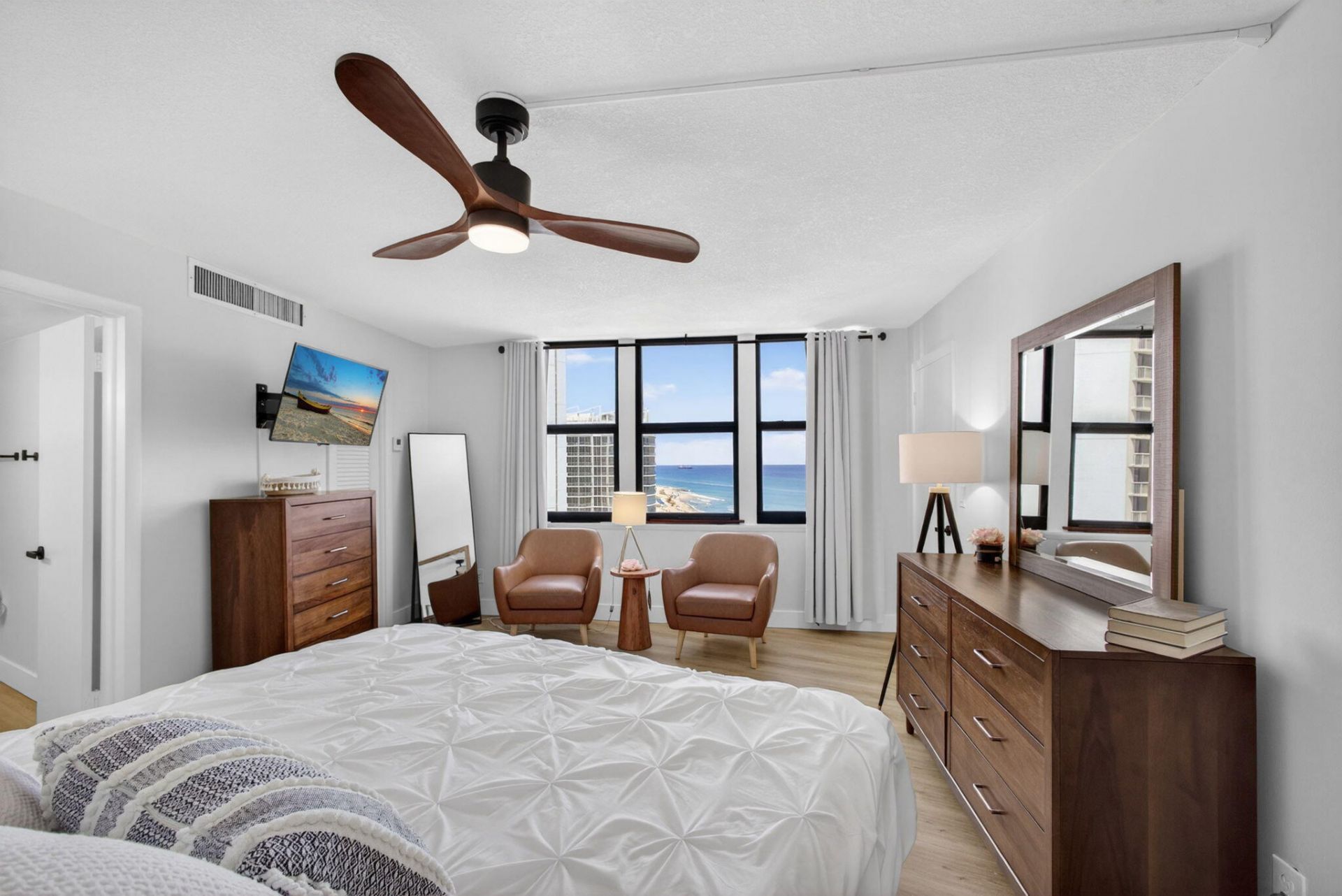 2800 N Ocean Drive, Riviera Beach, FL 33404 Photo