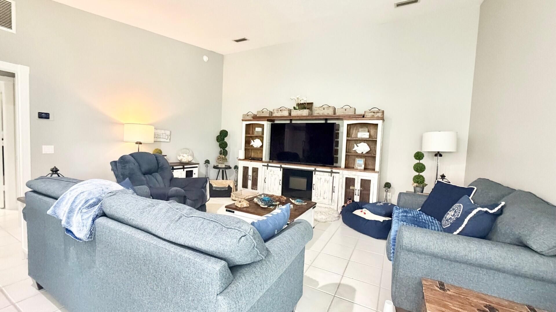 7145 Grassy Bay Drive, West Palm Beach, FL 33411 Photo
