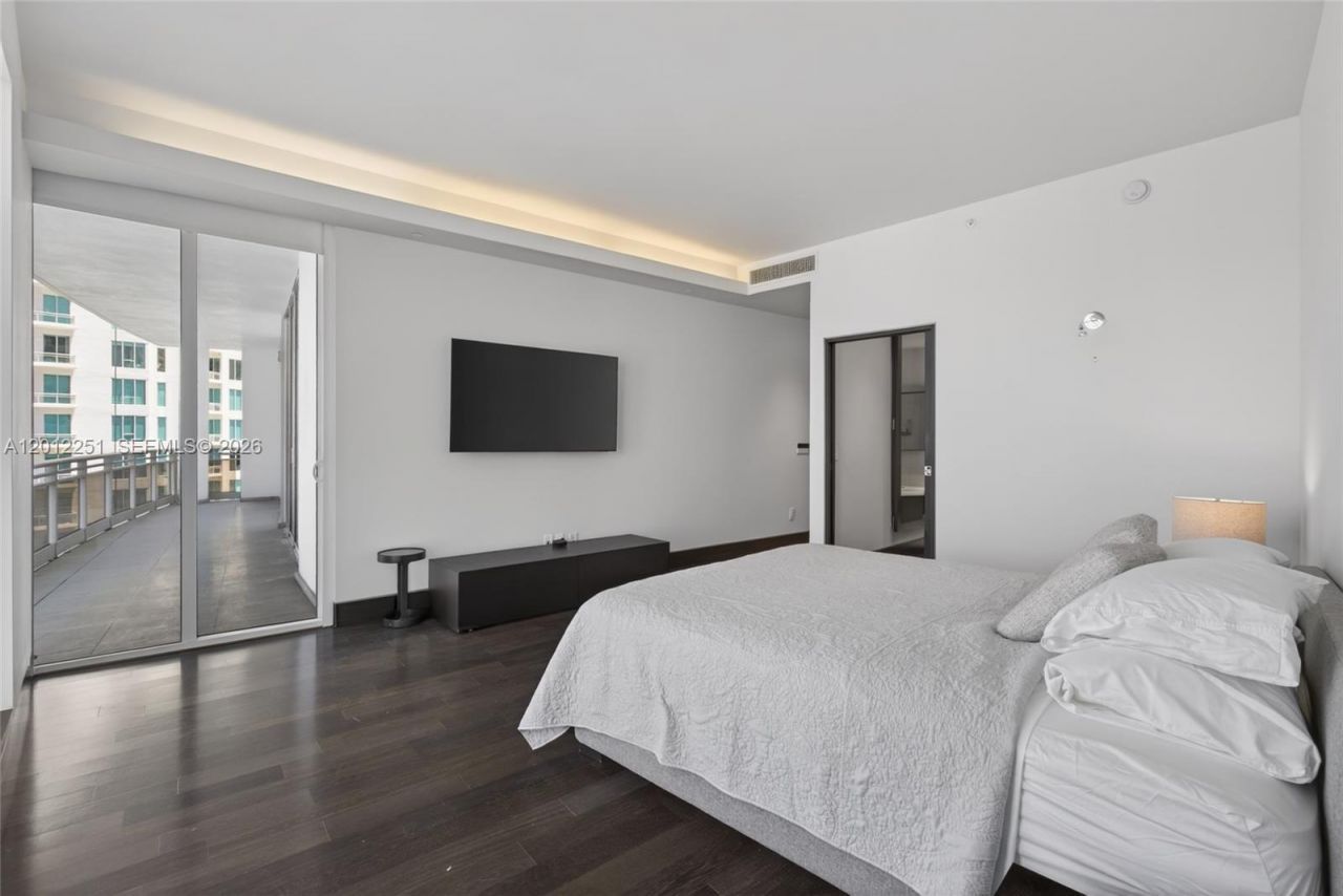901 Brickell Key Blvd, Unit 3607, Miami, FL 33131 Photo