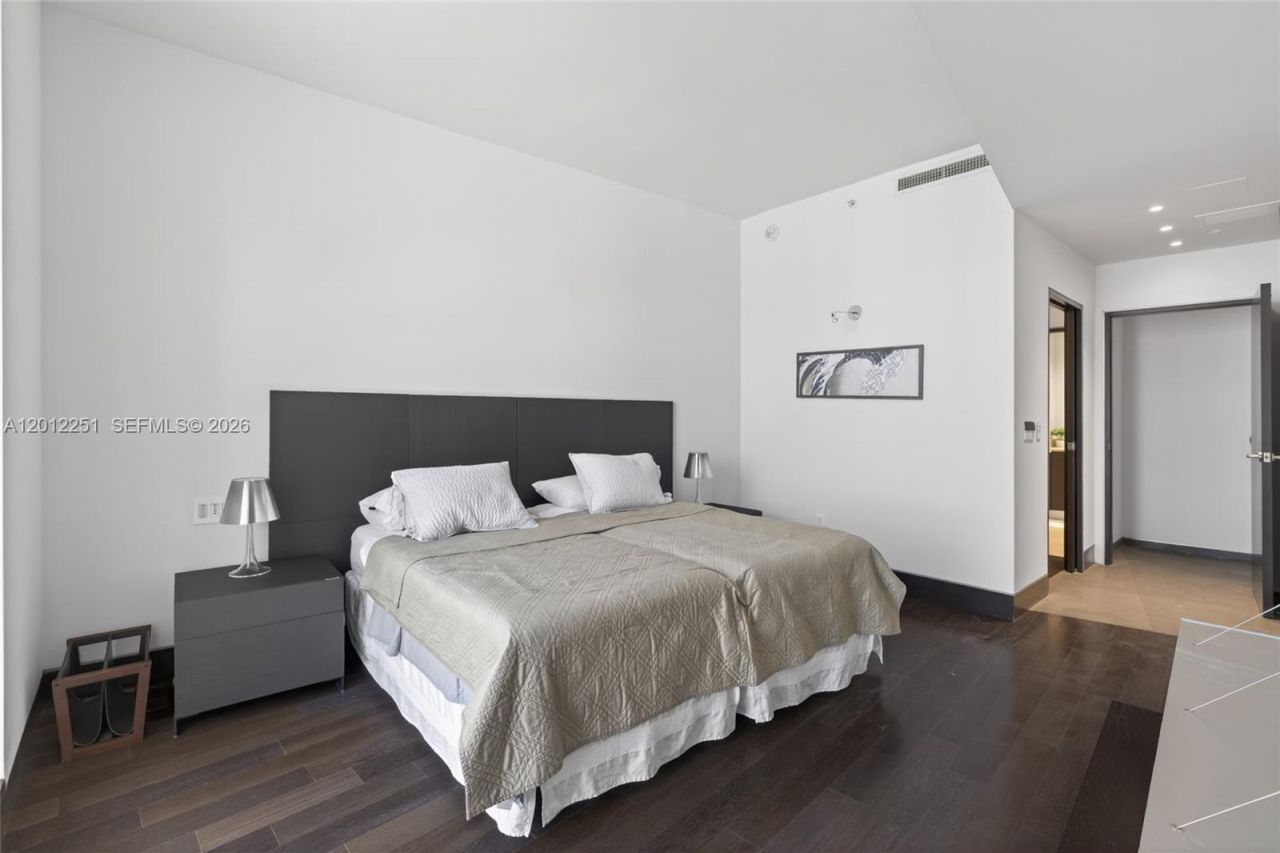 901 Brickell Key Blvd, Unit 3607, Miami, FL 33131 Photo