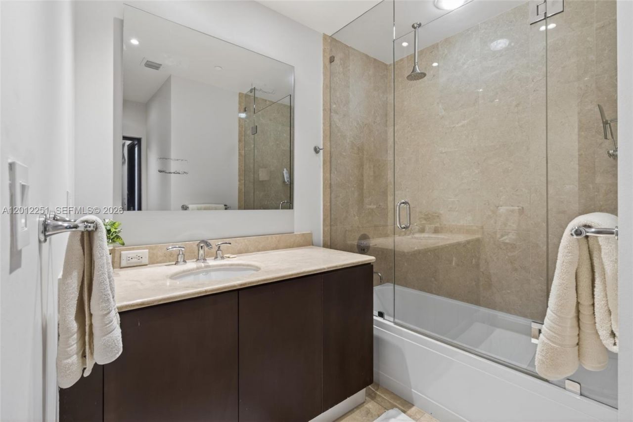 901 Brickell Key Blvd, Unit 3607, Miami, FL 33131 Photo