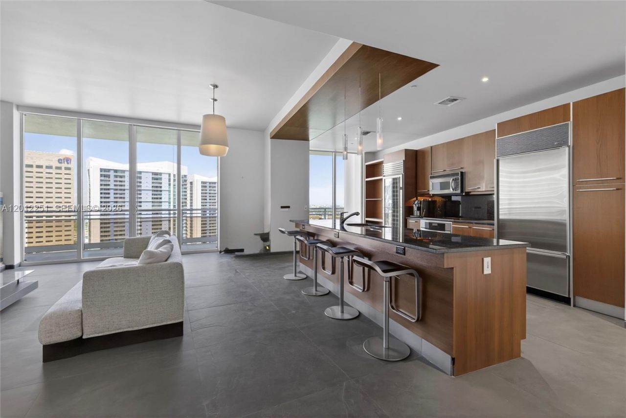 901 Brickell Key Blvd, Unit 3607, Miami, FL 33131 Photo
