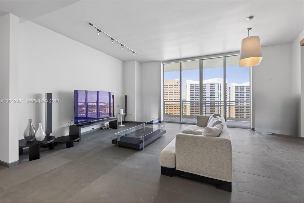 901 Brickell Key Blvd, Unit 3607, Miami, FL 33131 Photo