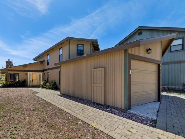 2072 Traverse Court, South Lake Tahoe, CA 96150