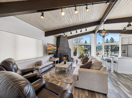 2072 Traverse Court, South Lake Tahoe, CA 96150 Photo