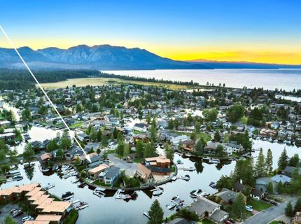 2072 Traverse Court, South Lake Tahoe, CA 96150 Photo