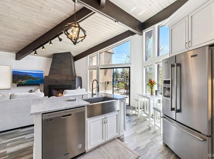 2072 Traverse Court, South Lake Tahoe, CA 96150 Photo