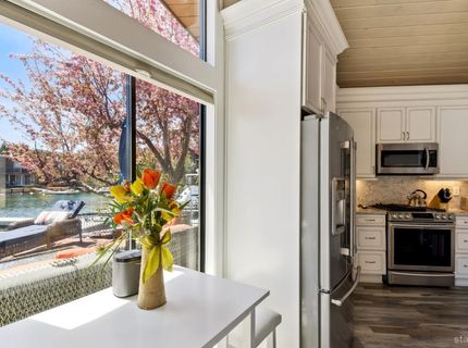2072 Traverse Court, South Lake Tahoe, CA 96150 Photo