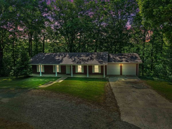 7663 Co Rd 92, Rogersville, AL 35652