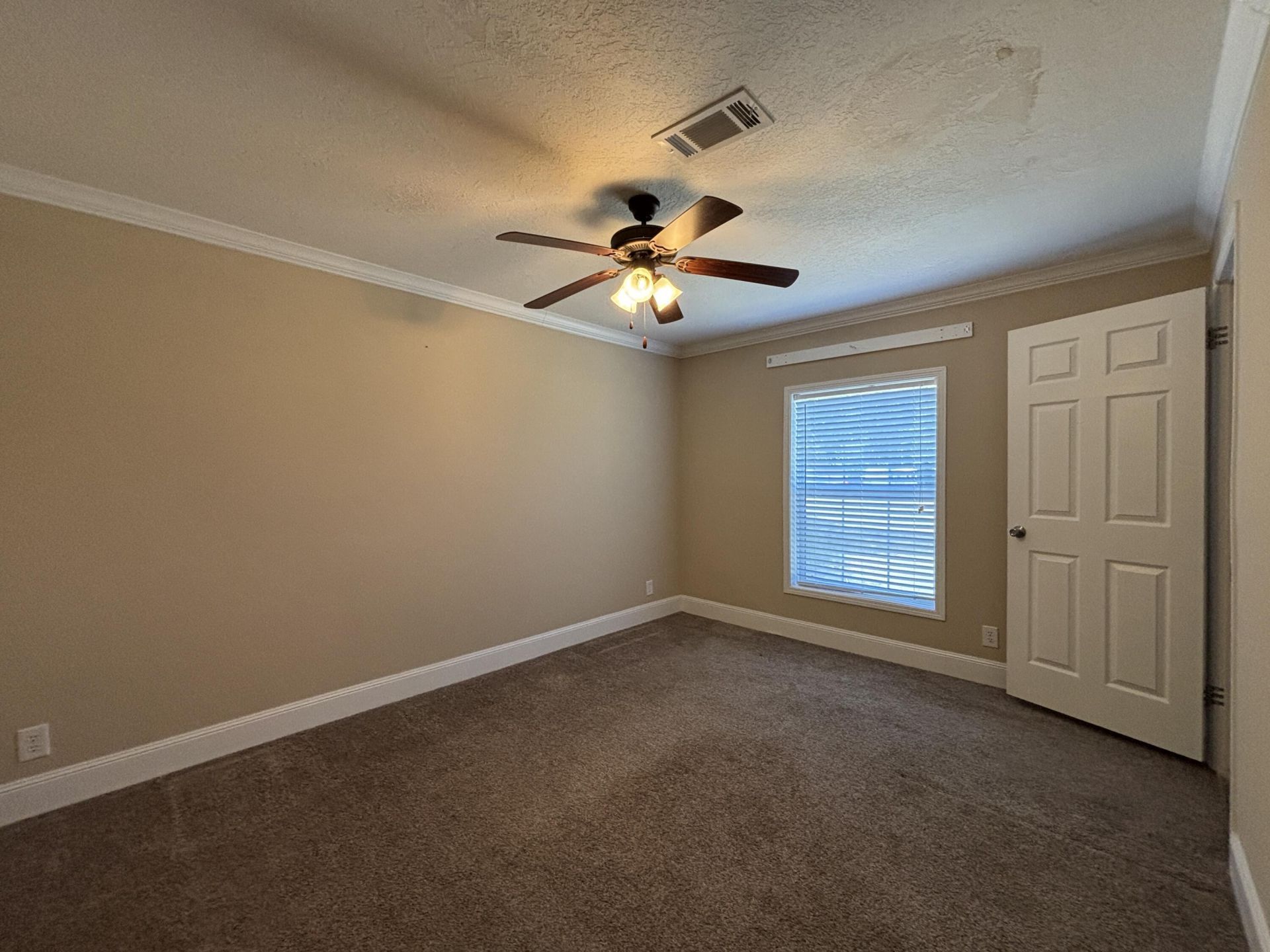 207 New Grade Road Photo 11
