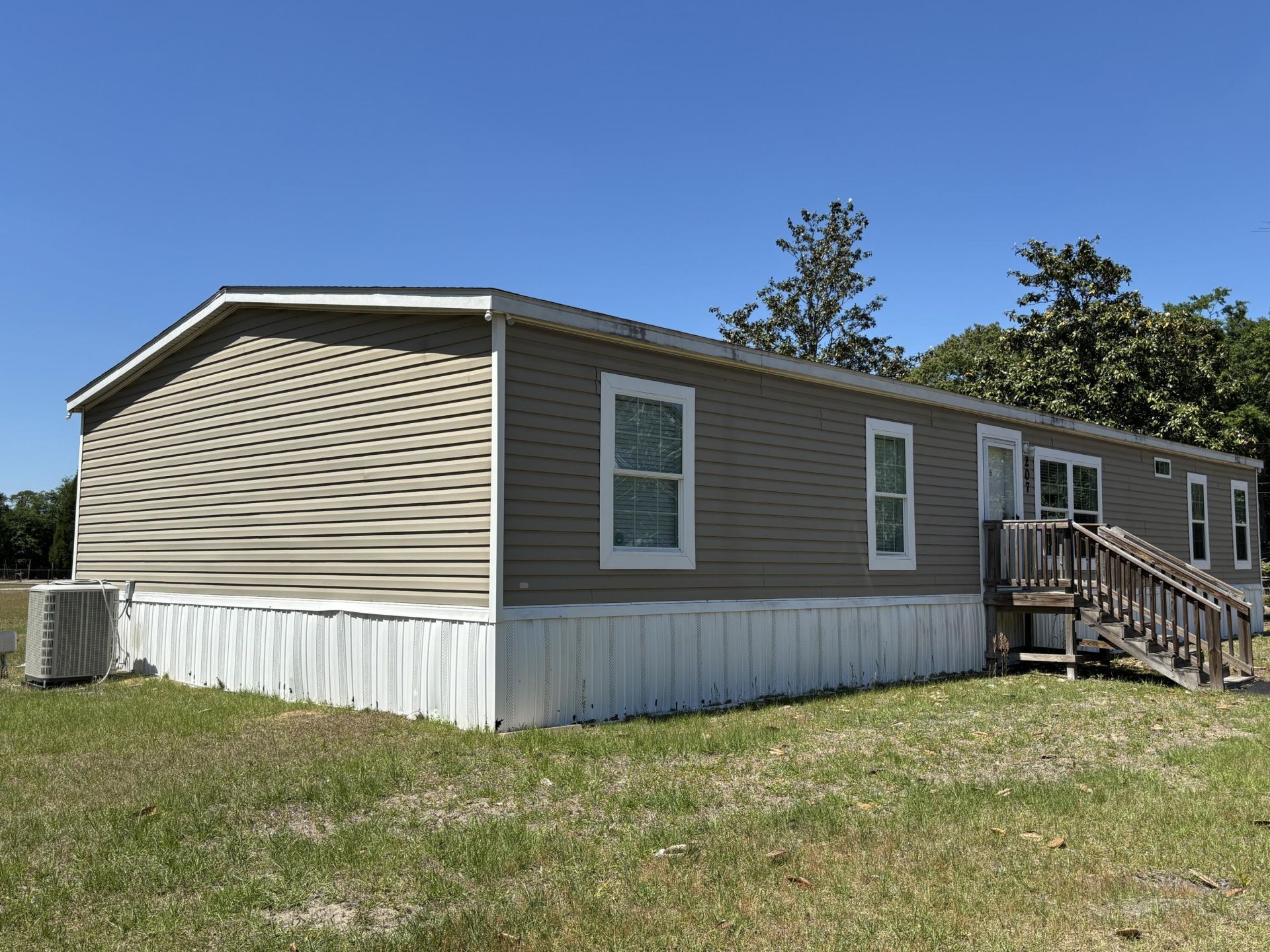 207 New Grade Road Photo 21