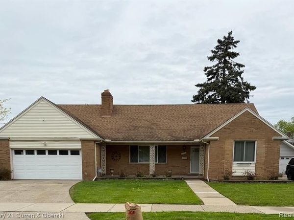 7251 Oakman Boulevard, Dearborn, MI 48126