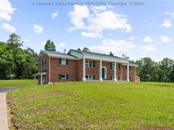 3 Lous Drive, Elkview, WV 25071