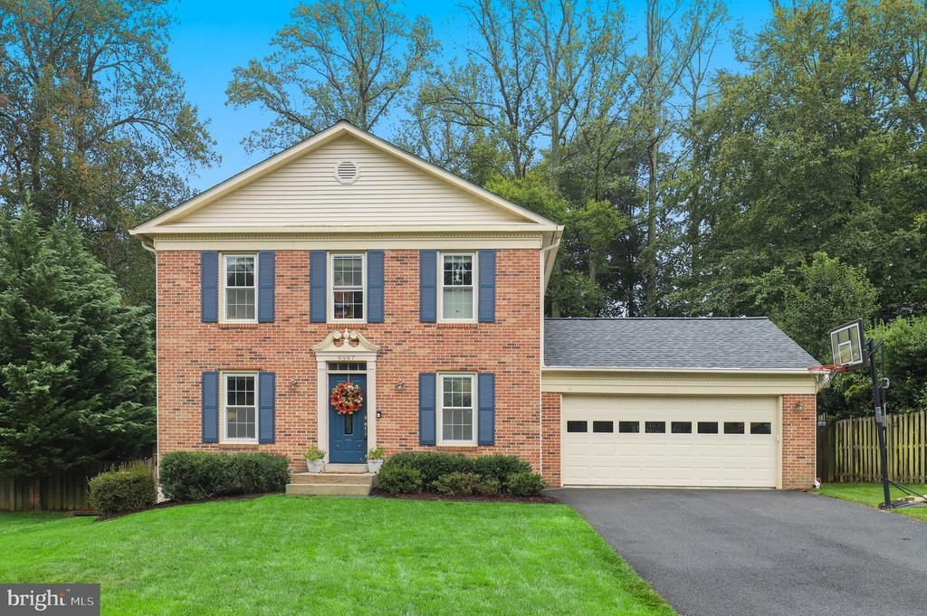 9597 Burnt Oak Drive, Fairfax Station, VA 22039 Main Photo