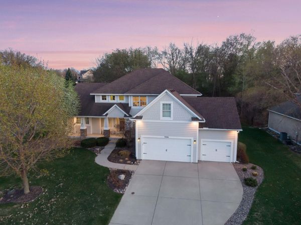 9086 Wildwood Circle , Shakopee, MN 55379
