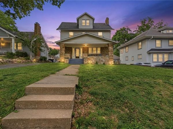 108 W 61st Terrace, Kansas City, MO 64113