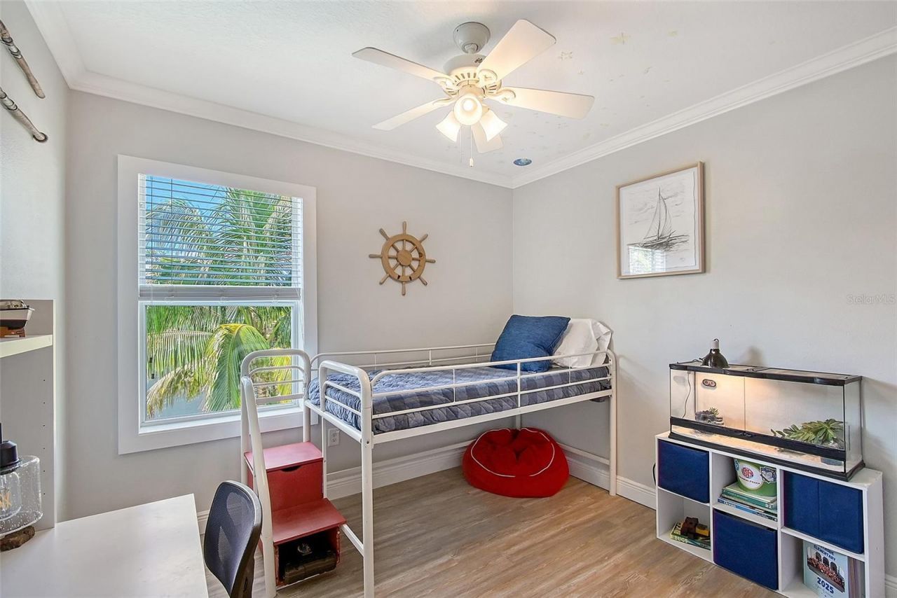 1738 Siesta Drive , Sarasota, FL 34239 Photo