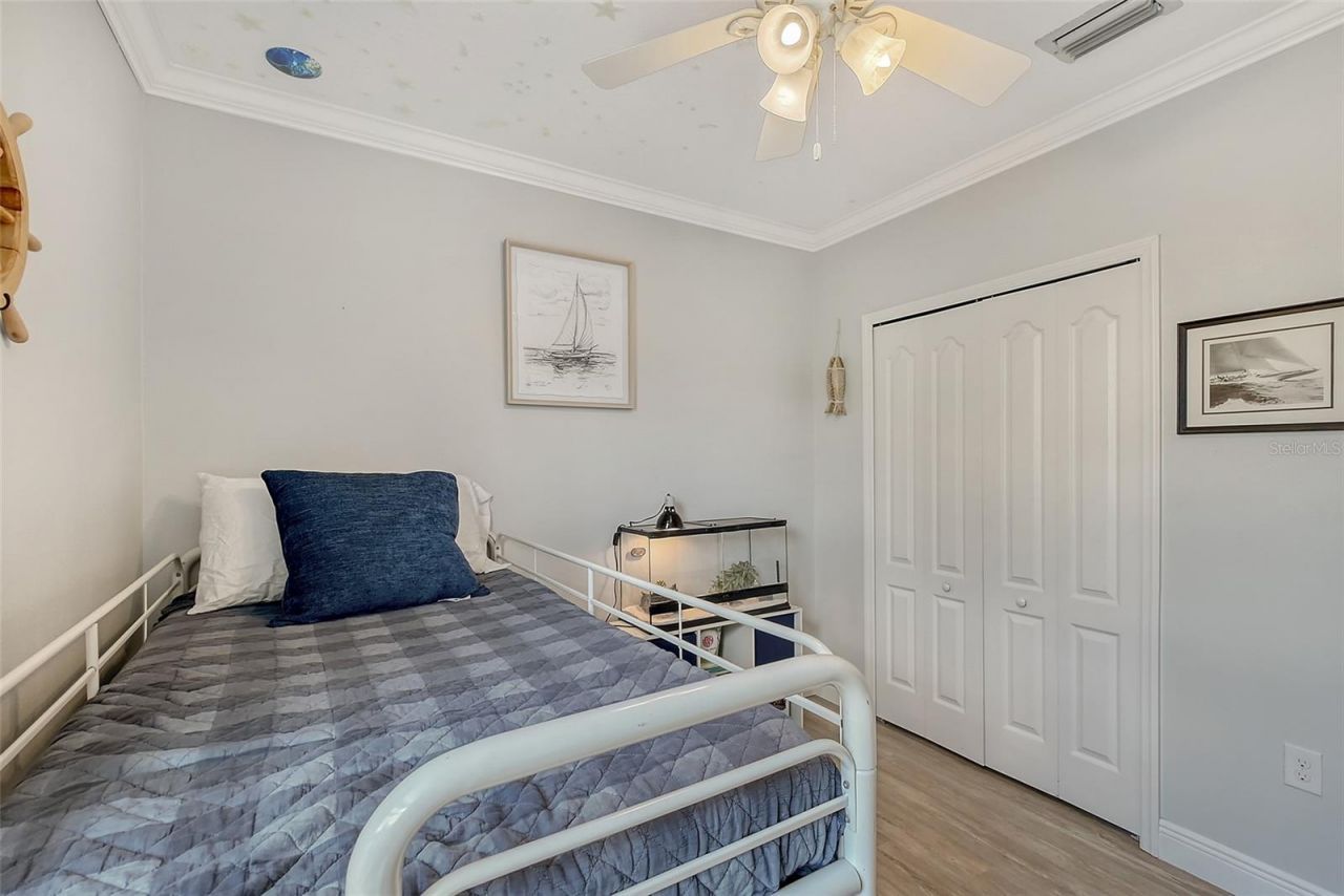 1738 Siesta Drive , Sarasota, FL 34239 Photo