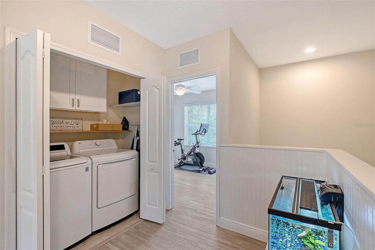 1738 Siesta Drive , Sarasota, FL 34239 Photo