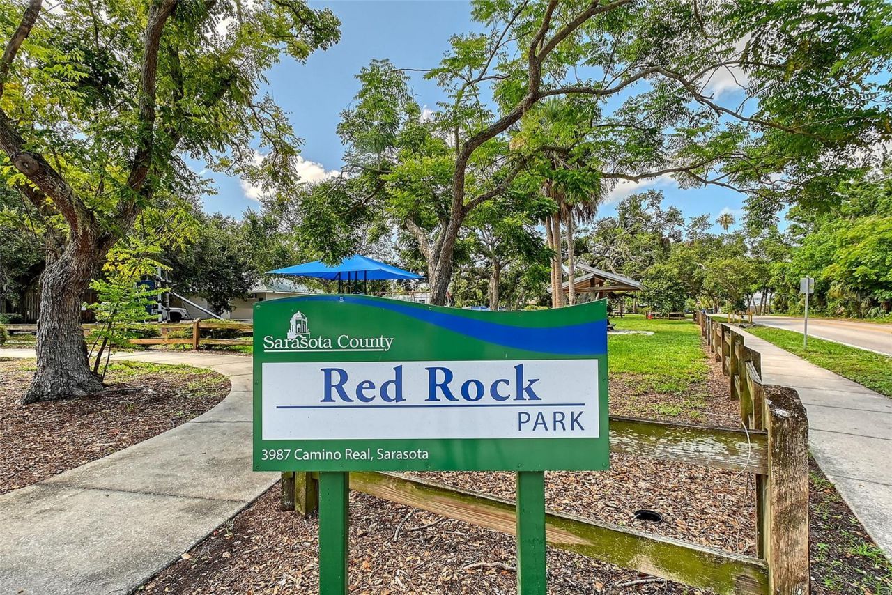 1738 Siesta Drive , Sarasota, FL 34239 Photo