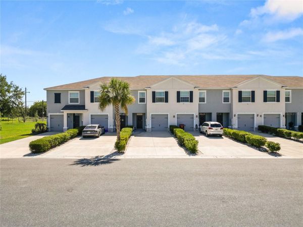 3830 SUNFLOWER FIELD PLACE , PLANT CITY, FL 33565