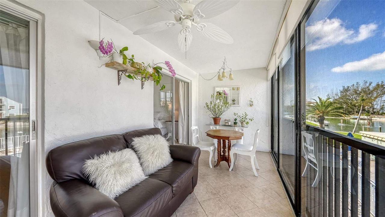 9200 Midnight Pass Road, Unit 25, Sarasota, FL 34242 Photo