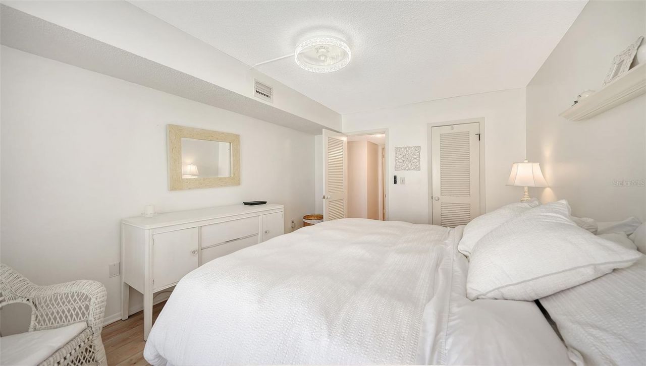 9200 Midnight Pass Road, Unit 25, Sarasota, FL 34242 Photo