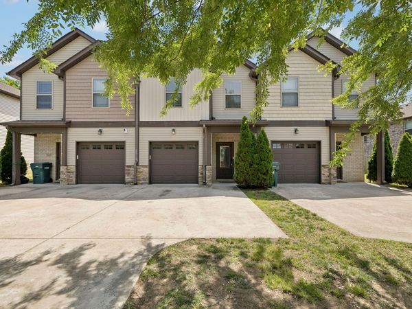 215 Cedar St, Lebanon, TN 37087