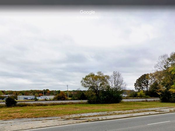1413 S Jackson St, Tullahoma, TN 37388