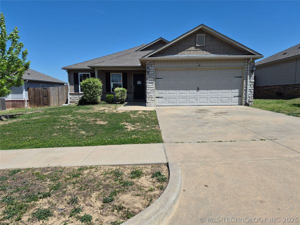 6039 E 147th Place S, Bixby, OK 74008