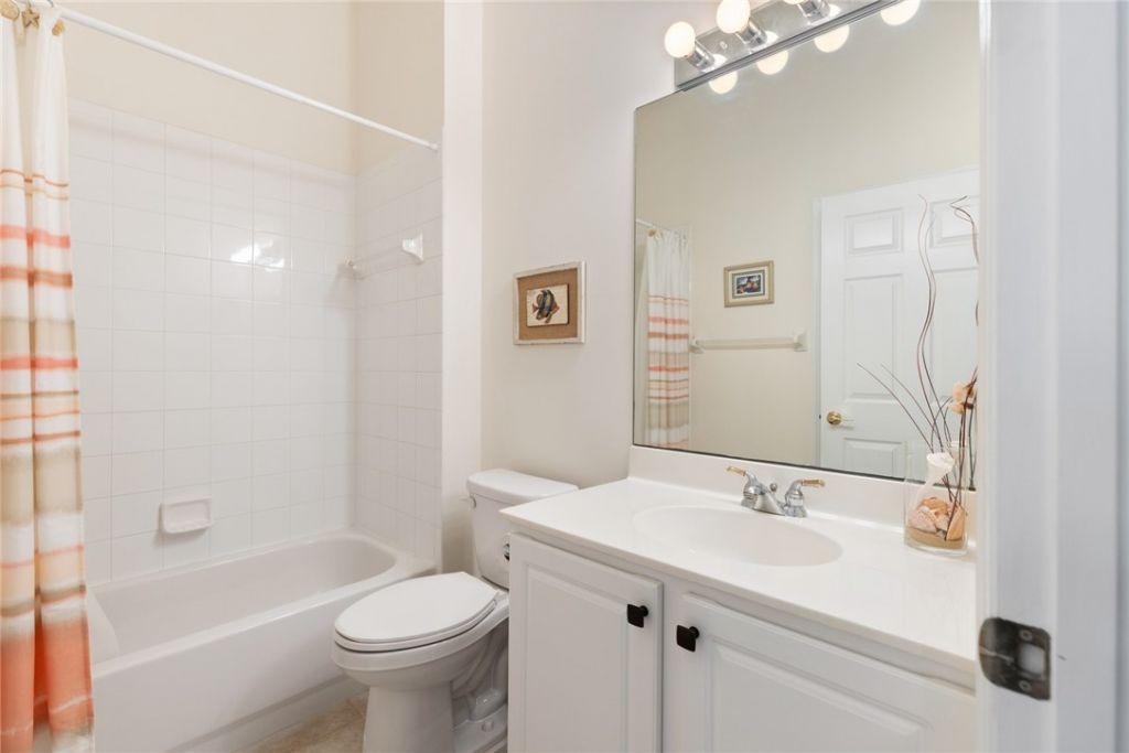 965 Island Club Square, Vero Beach, FL 32963 Photo