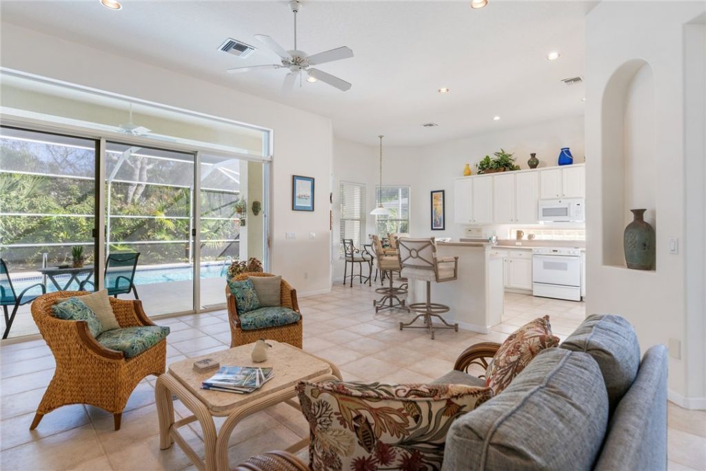 965 Island Club Square, Vero Beach, FL 32963 Photo
