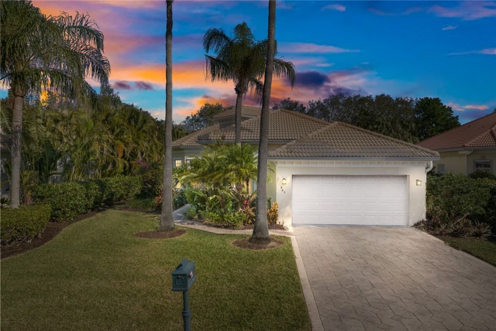 965 Island Club Square, Vero Beach, FL 32963 Photo