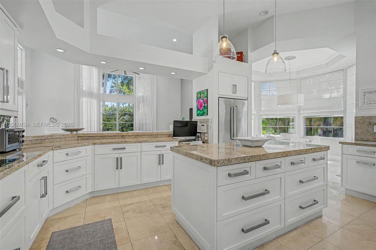 6721 SW 140th St, Palmetto Bay, FL 33158 Photo