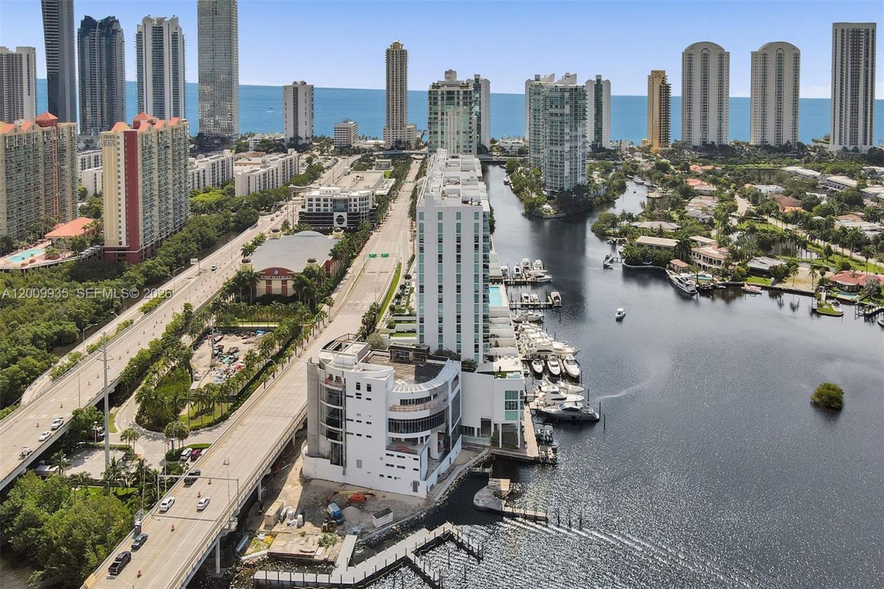 400 Sunny Isles Blvd , Unit 2021, Sunny Isles Beach, FL 33160 Photo