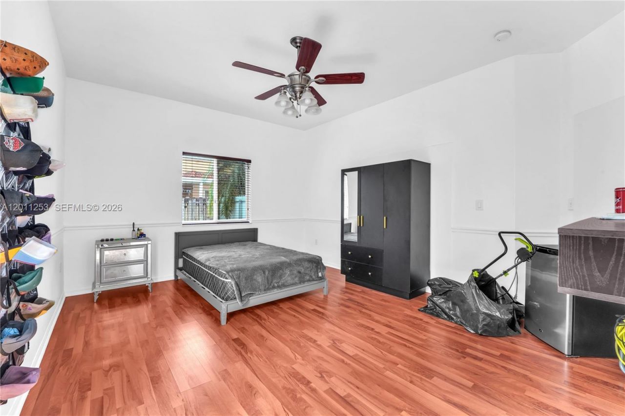 16266 SW 54th Ter , Miami, FL 33185 Photo
