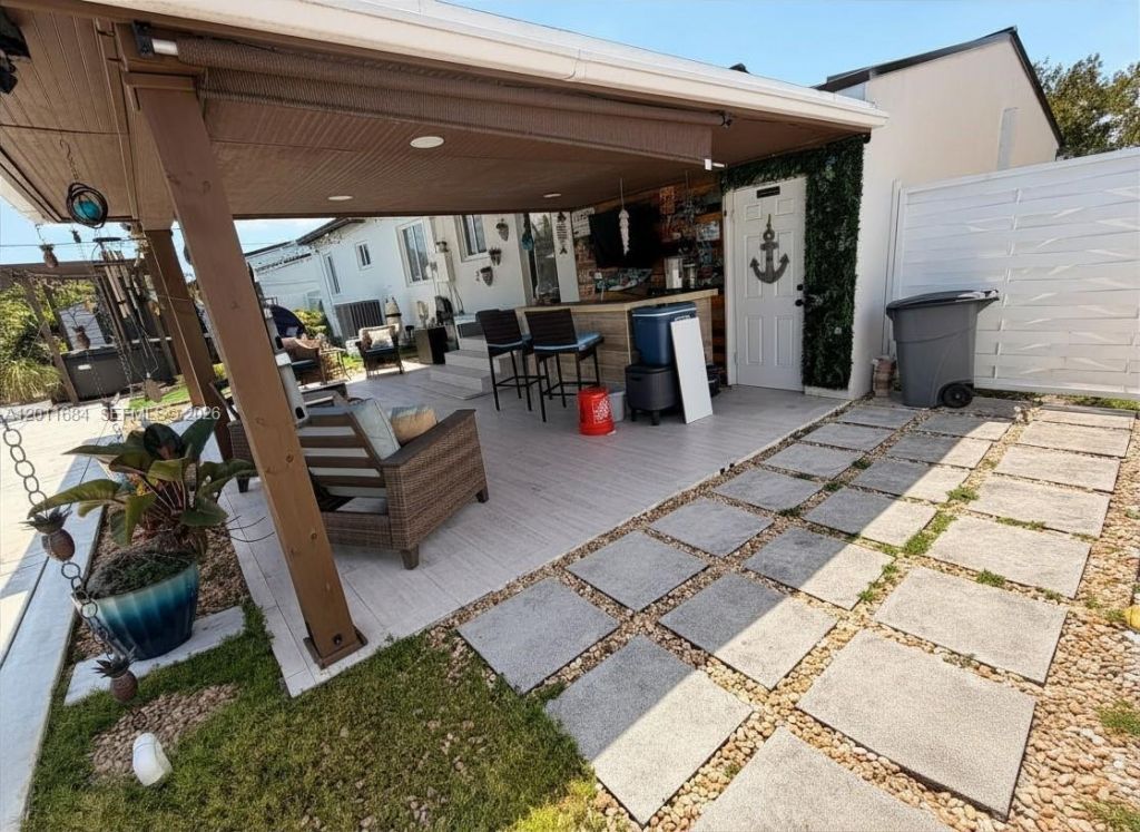 315 W 62nd St, Hialeah, FL 33012 Photo