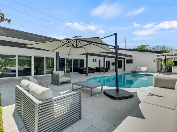 6200 SW 118th St, Pinecrest, FL 33156