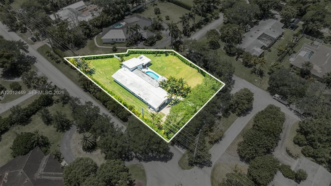 6200 SW 118th St, Pinecrest, FL 33156 Photo