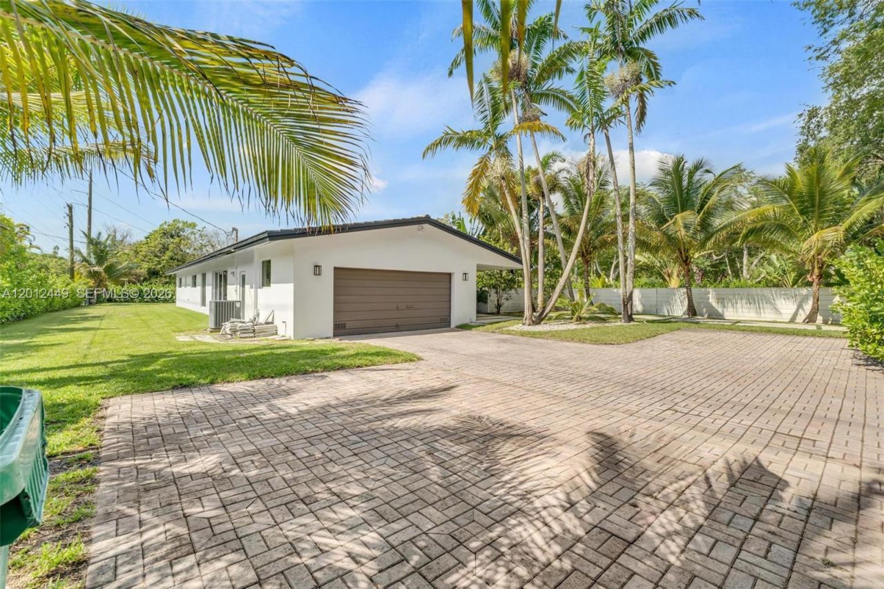 6200 SW 118th St, Pinecrest, FL 33156 Photo