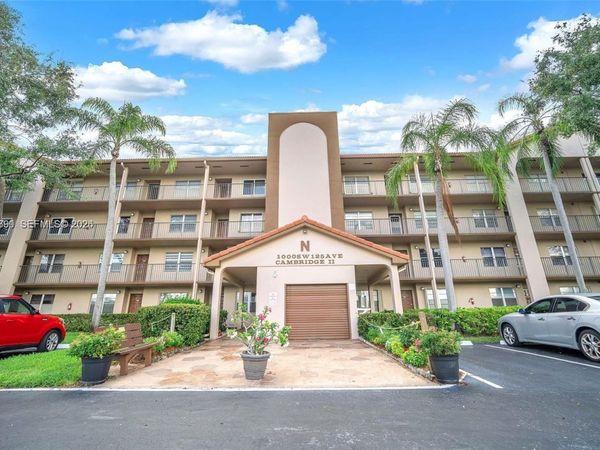 1000 SW 125th Ave, Unit 301N, Pembroke Pines, FL 33027